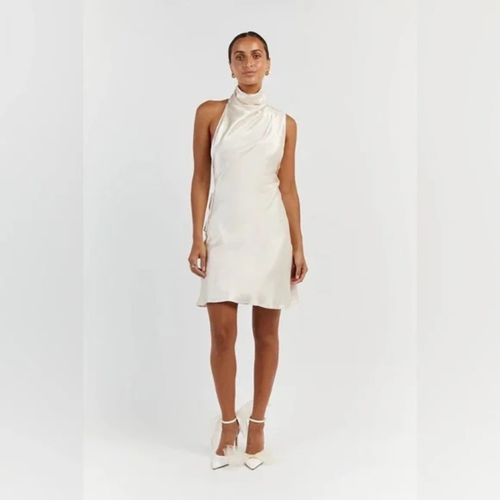 DISSH Aisle Pearl Satin Backless Mini Dress